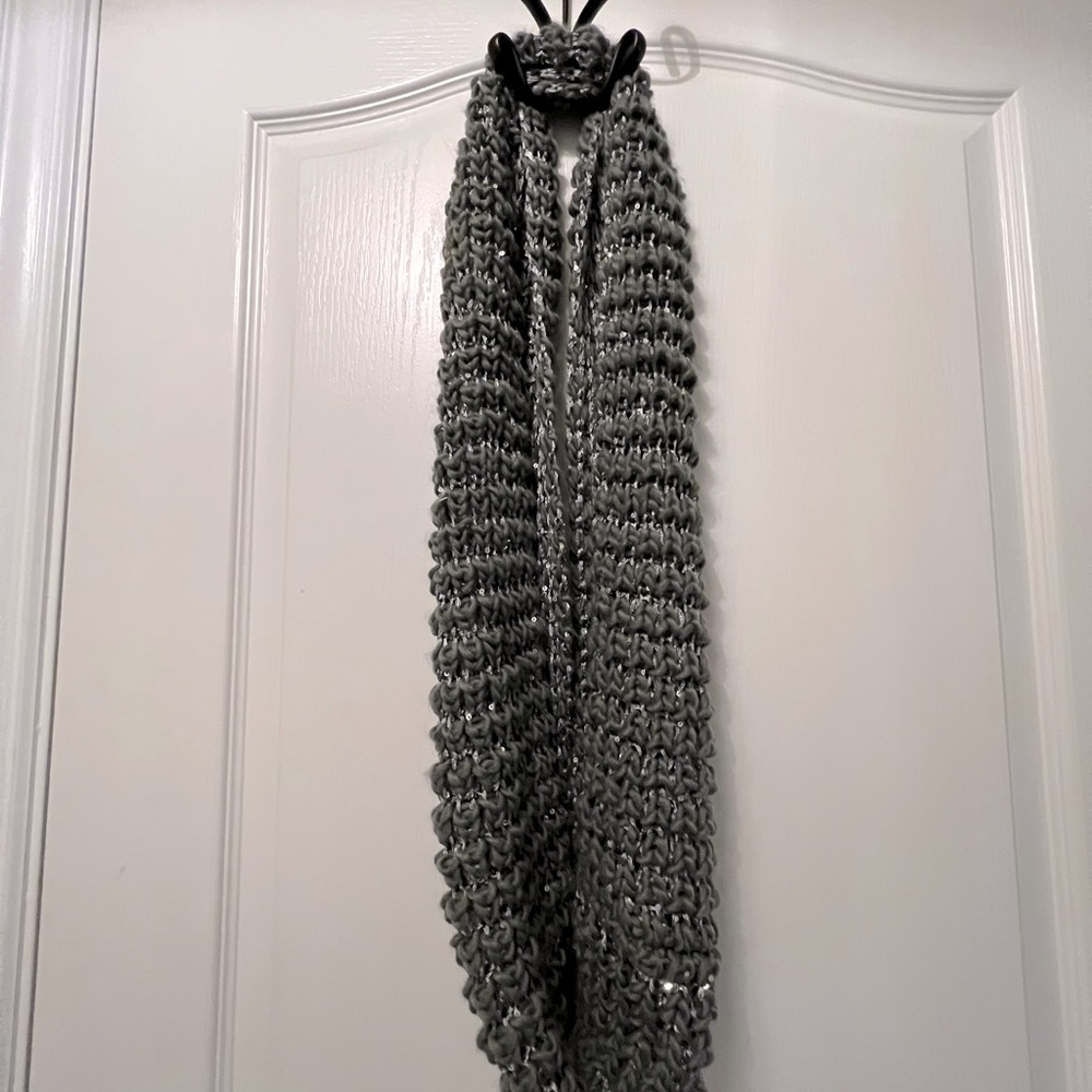 *3 for $15* Sparkly Gray Woven Scarf